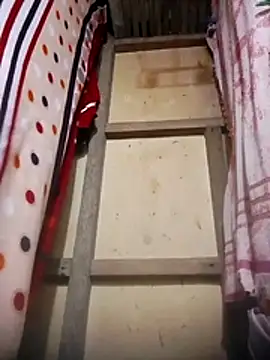 sweet candy52 online show from December 18, 7:31 pm