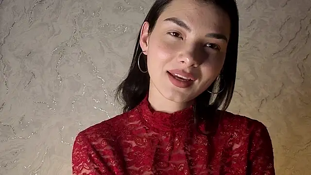 Snapshot of Laura_Sunday chatting on December 15, 11:36 am Laura Sunday online show from December 15, 11:36 am