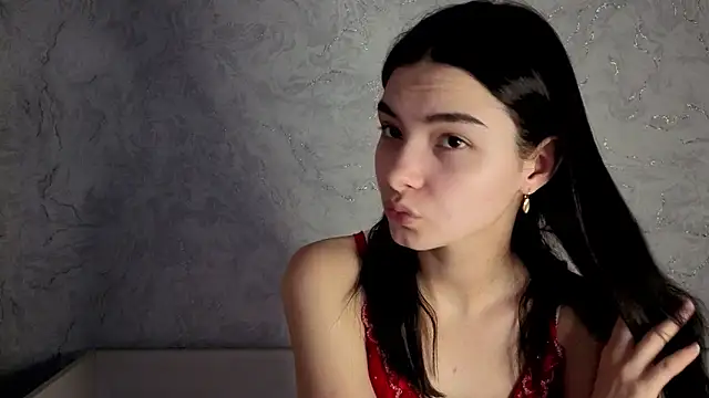 Snapshot of Laura_Sunday chatting on February 27, 8:14 am Laura Sunday online show from February 27, 8:14 am