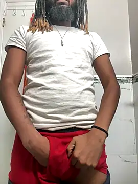 Snapshot of curvyuncut chatting on December 4, 11:13 pm curvyuncut online show from December 4, 11:13 pm