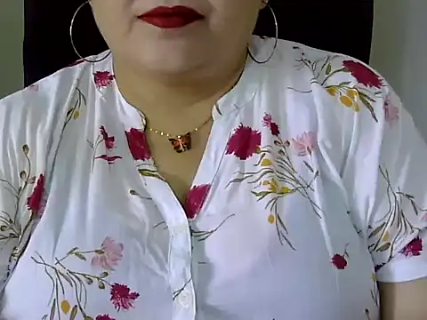 Snapshot of Soniya_Sha chatting on April 1, 7:42 am Soniya Sha online show from April 1, 7:42 am