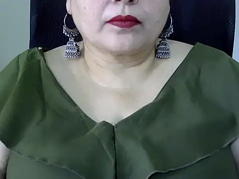 Snapshot of Soniya_Sha chatting on April 4, 7:28 am Soniya Sha online show from April 4, 7:28 am