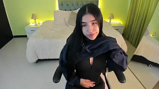 Snapshot of Celeste_Rous__ chatting on January 9, 12:30 pm Celeste Rous online show from January 9, 12:30 pm