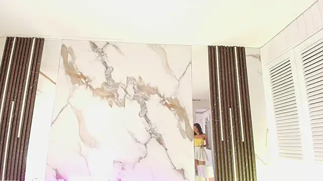 Snapshot of BellaHarpeer chatting on February 24, 7:45 pm BellaHarpeer online show from February 24, 7:45 pm