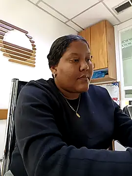 Snapshot of VaneandRossy chatting on February 8, 2:09 pm VaneandRossy online show from February 8, 2:09 pm