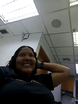 Snapshot of VaneandRossy chatting on February 27, 11:49 pm VaneandRossy online show from February 27, 11:49 pm