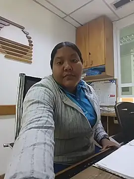 VaneandRossy online show from May 15, 2:46 pm