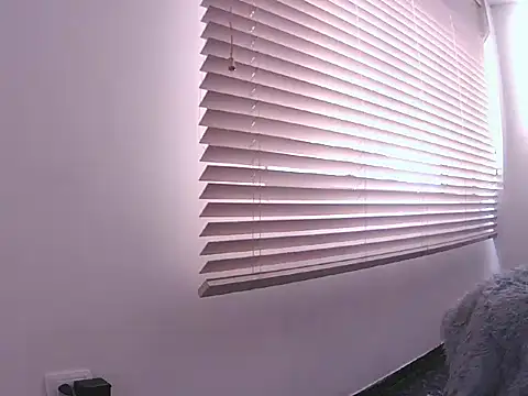 Fernanda andrew online show from March 21, 2:31 pm