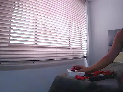 Fernanda andrew online show from April 17, 3:26 pm