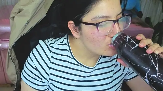 eva smit t online show from February 11, 2:05 am