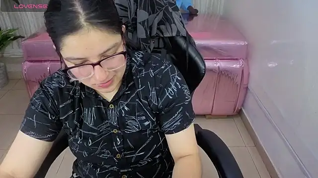 eva smit t online show from March 3, 2:28 am