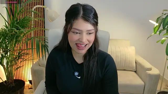 victoria   moon online show from May 22, 2:33 pm