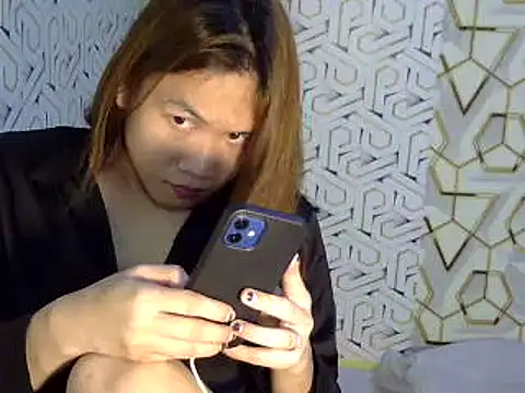 lunalove bitex online show from January 8, 2:30 pm