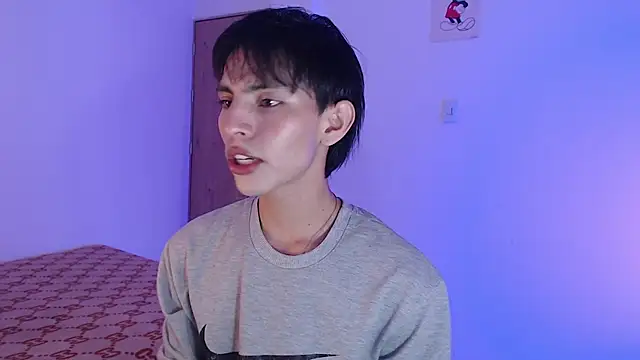 andrew courtzz online show from April 24, 5:48 pm