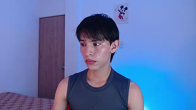 andrew courtzz online show from May 7, 7:19 pm