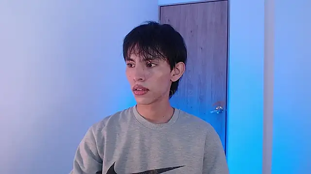 andrew courtzz online show from May 21, 6:37 pm