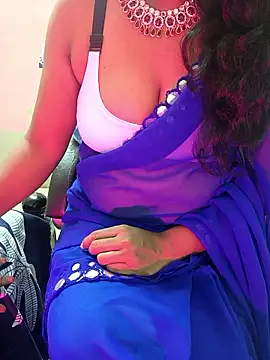 Preeti345 online show from June 13, 9:18 am