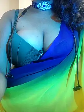 Preeti345 online show from July 5, 5:36 am