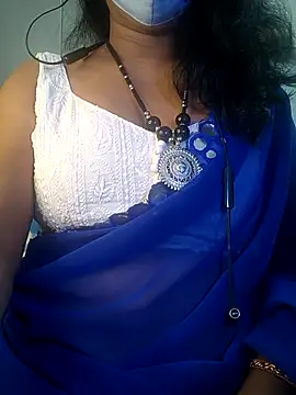 Preeti345 online show from July 18, 4:33 pm