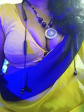 Preeti345 online show from July 21, 6:38 am