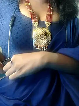 Preeti345 online show from July 22, 4:10 pm