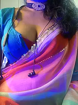 Preeti345 online show from July 26, 4:25 pm