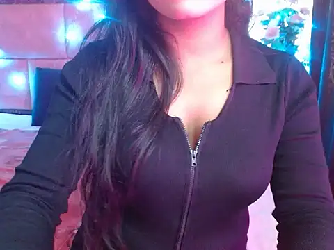 Lola Bebe online show from March 22, 6:06 am