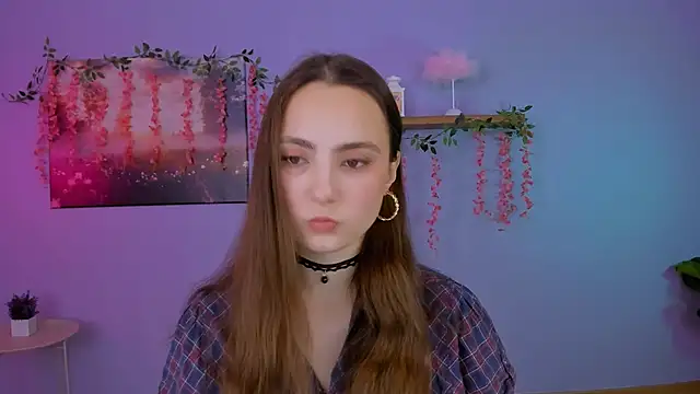 jenna elayne online show from February 3, 8:30 am