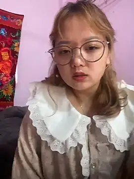 Snapshot of Samsam-006 chatting on March 11, 8:20 am Samsam-006 online show from March 11, 8:20 am