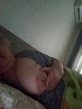 HapinessLovee online show from February 2, 5:39 am