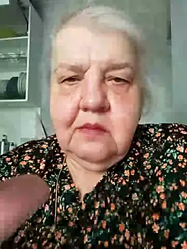 Snapshot of HapinessLovee chatting on April 21, 6:31 am HapinessLovee online show from April 21, 6:31 am