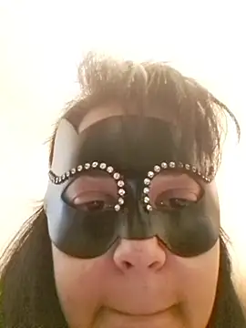 h4cPaolaMascherata online show from April 17, 7:00 am