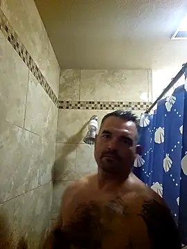 Lee trippy online show from December 4, 8:28 pm