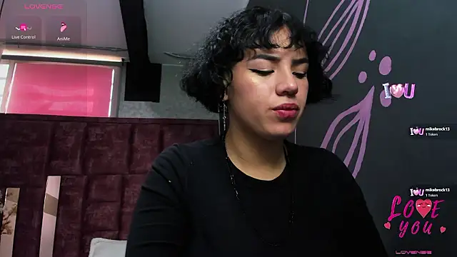 Kiara Fox   online show from February 21, 7:48 pm