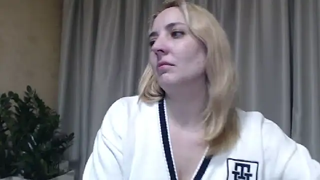 sweetpussy online show from February 25, 1:54 pm