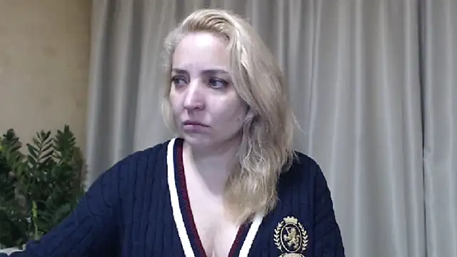 sweetpussy online show from April 10, 1:38 pm