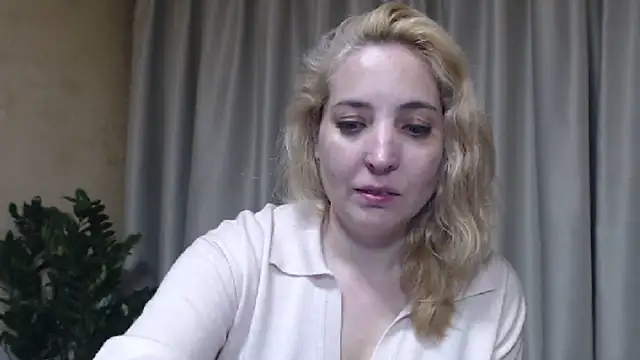sweetpussy online show from May 23, 4:44 pm