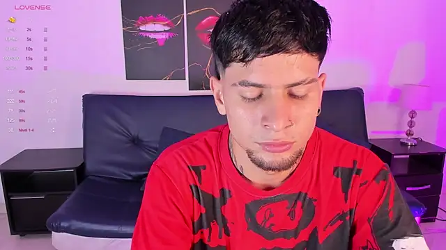 vaalentiino online show from March 4, 2:01 pm