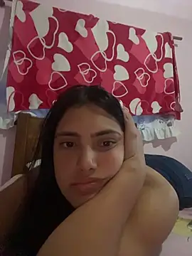 Snapshot of _Laurentt_ chatting on January 15, 10:35 pm Laurentt online show from January 15, 10:35 pm