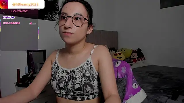 Snapshot of little__ammy chatting on February 22, 9:02 pm little ammy online show from February 22, 9:02 pm