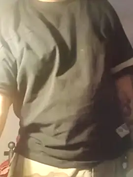 Snapshot of barbone15 chatting on February 22, 11:09 am barbone15 online show from February 22, 11:09 am