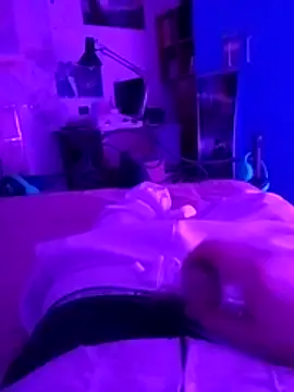 barbone15 online show from April 3, 1:14 am