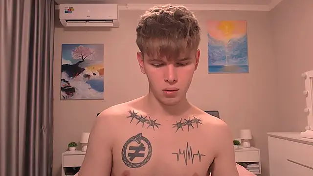 Fredd Xanders online show from December 16, 6:46 pm