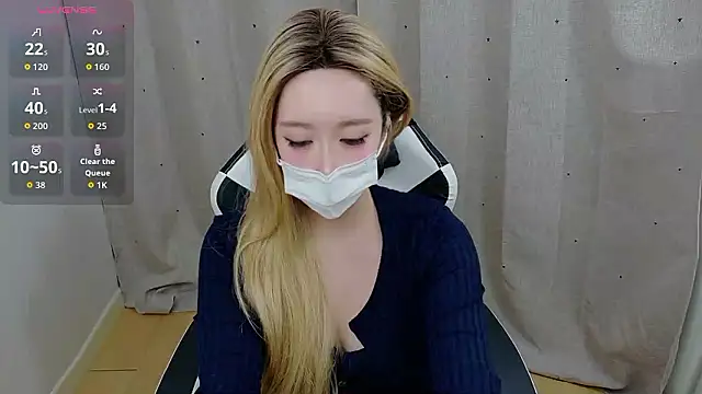 Snapshot of Kititi0x0 chatting on January 6, 11:25 am Kititi0x0 online show from January 6, 11:25 am