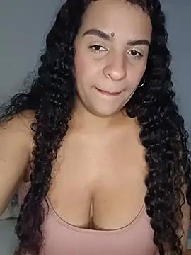 hot bruntte online show from July 19, 5:55 am
