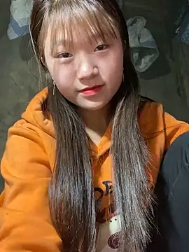 hinata-xx online show from February 10, 10:30 am