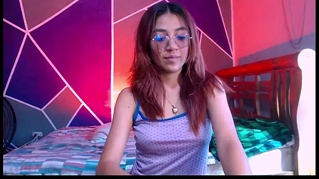 bellota bunny online show from February 9, 7:18 pm