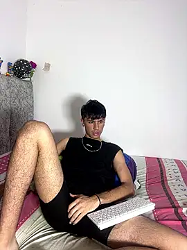 Snapshot of Andycillo chatting on January 9, 12:24 am Andycillo online show from January 9, 12:24 am