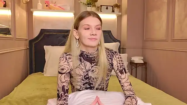 Vivien Hans online show from February 9, 8:24 pm