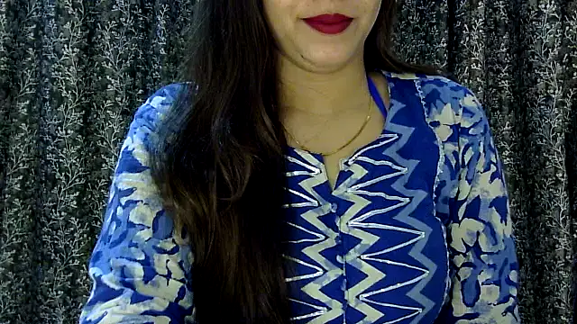 Snapshot of Exotic_tanvi chatting on April 25, 5:32 am Exotic tanvi online show from April 25, 5:32 am